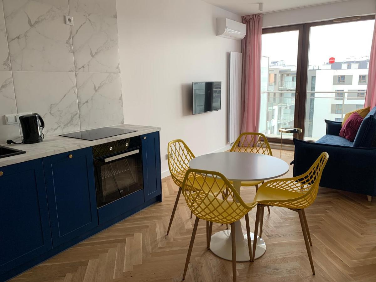 Apartamenty Wola Goleszowska Варшава Экстерьер фото